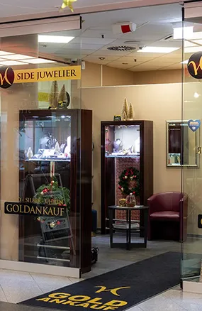 Filiale von Side Juwelier mit Goldankauf und Schmuckauslagen