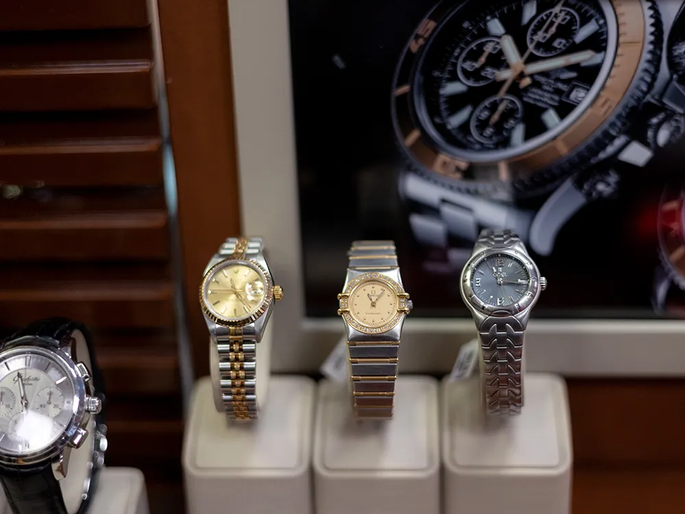 Schmuck und Uhren verkaufen bei Side Juwelier